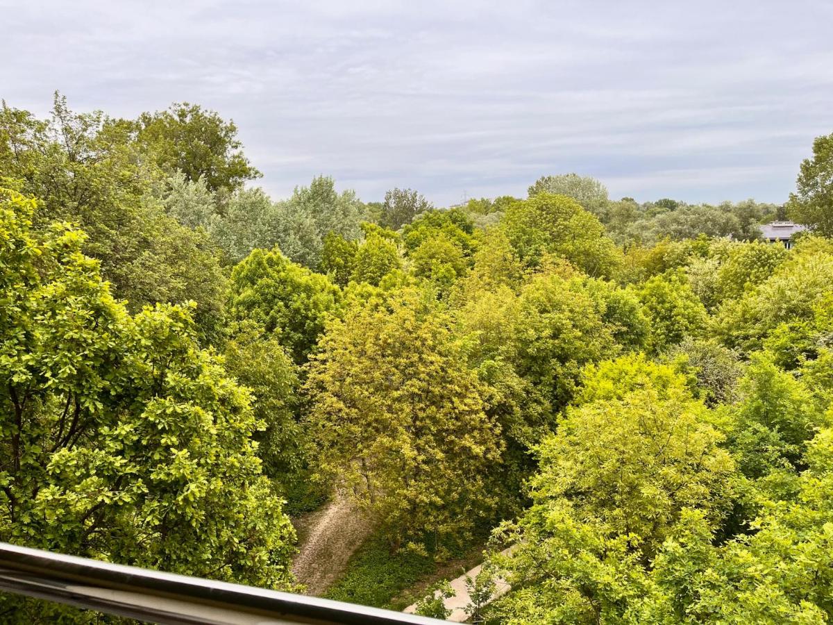 OSKA Apartament przy parku, klimatyzacja, TV, parking, Tauron, Expo, komunikacja miejska - B&B