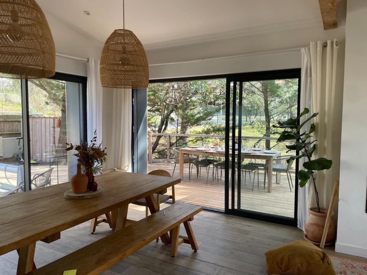 Villa avec piscine, plage Sud - Chambres d’hôtes Lacanau