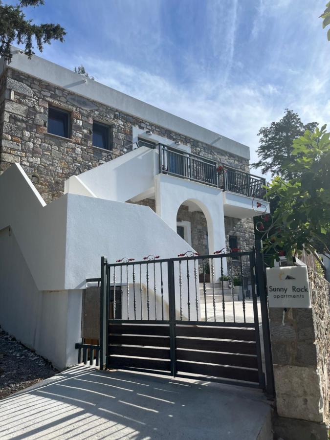 sunny rock 2 apartments - Chambres d’hôtes