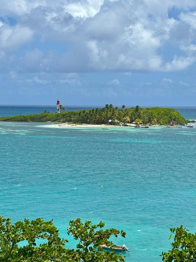 Chaleureux studio proche plage classé 2 étoiles - B&B Le Gosier