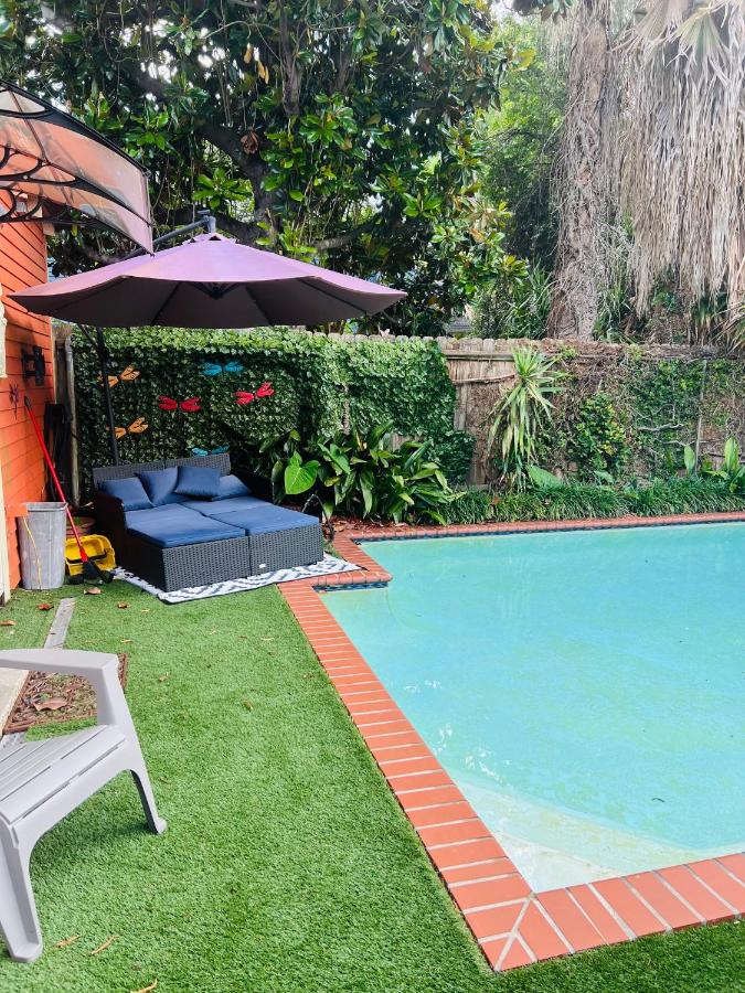 Modern Luxury in the Marigny w/ HEATED POOL option - B&B New Orleans