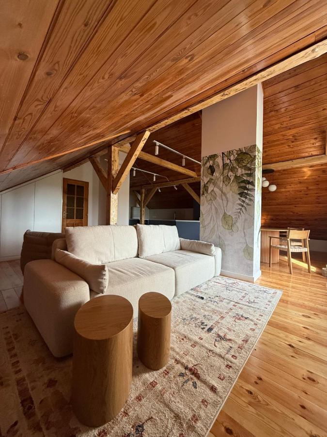 Przystanek Okrężna - B&B