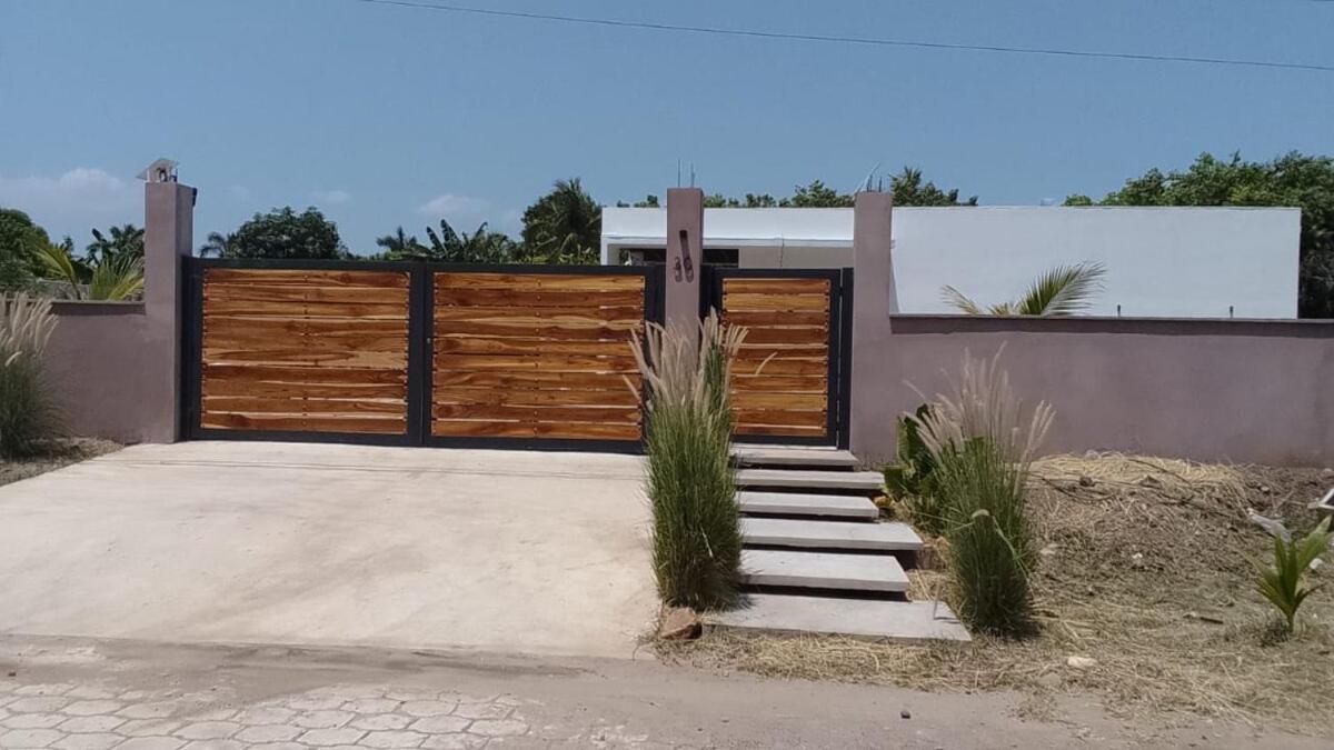 Residence in Salinitas, Los Cobanos - B&B