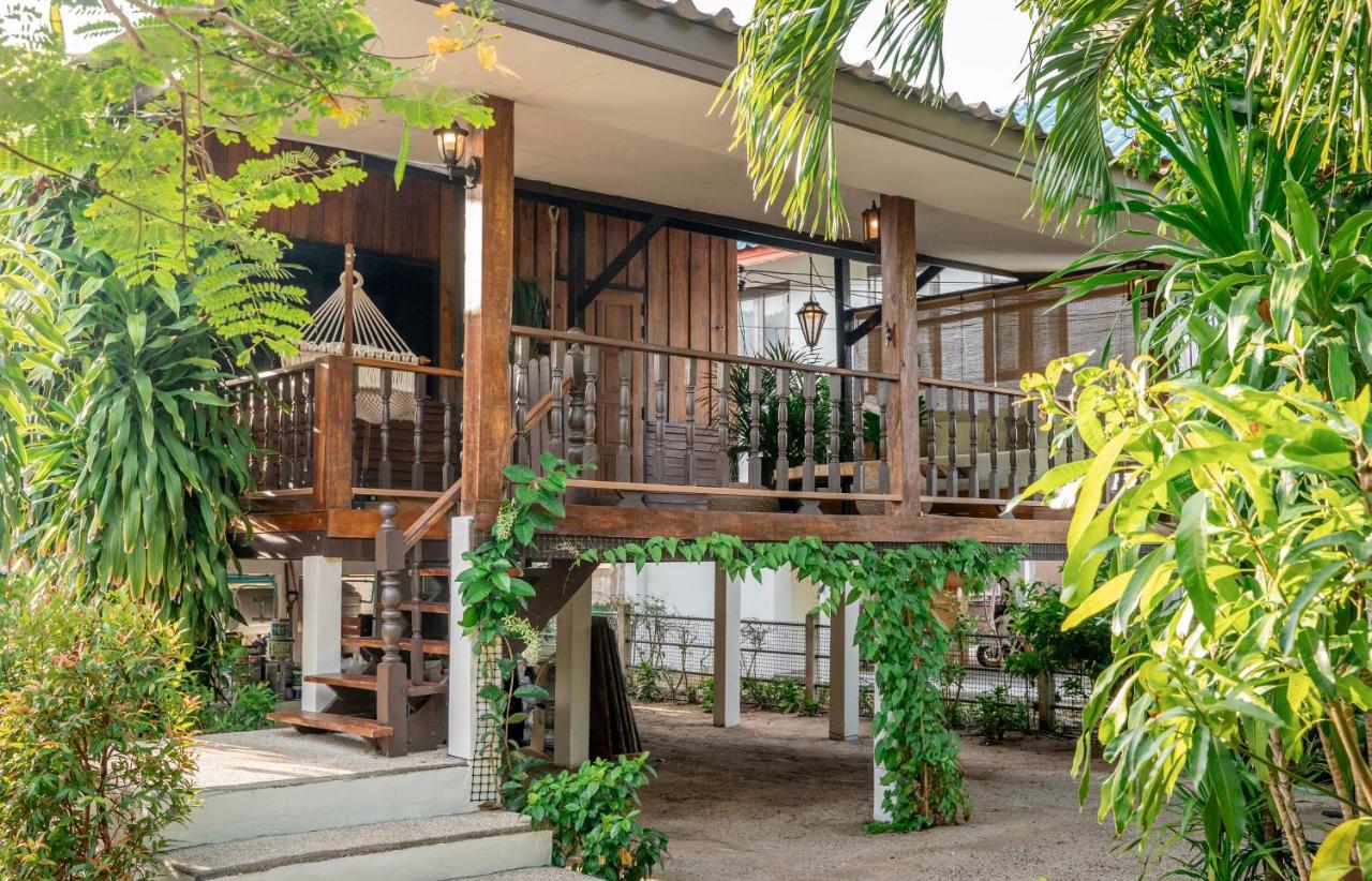 Boutique Beach Cottage - Steps to Beach - Ferienwohnung