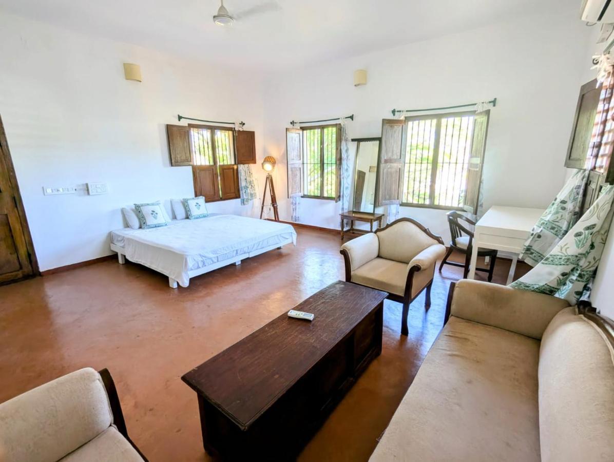 Studio mit Gartenblick