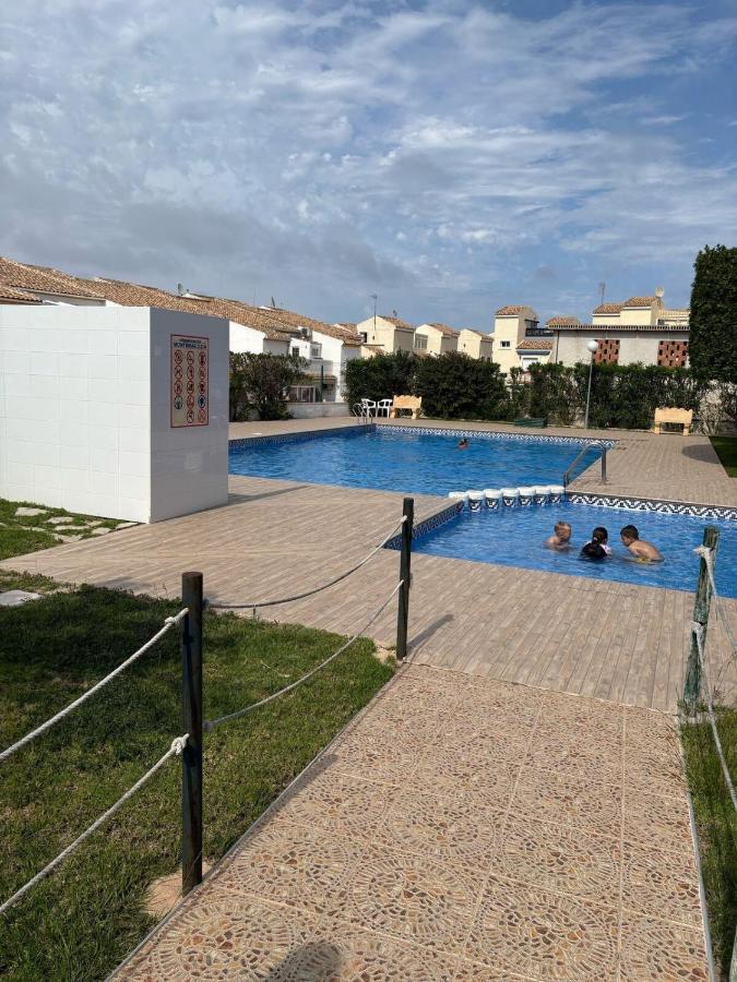 Moderno y Lujoso Bungalow de 3 habitaciones en GRAN ALACANT, ALICANTE - B&B Gran Alacant