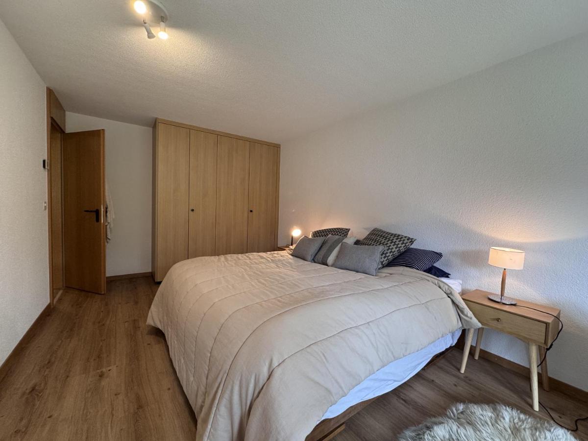 Four-Bedroom Apartment with Balcony 