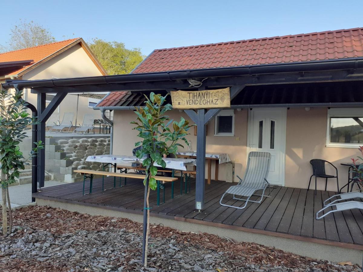 Tihanyi Vendégház - B&B