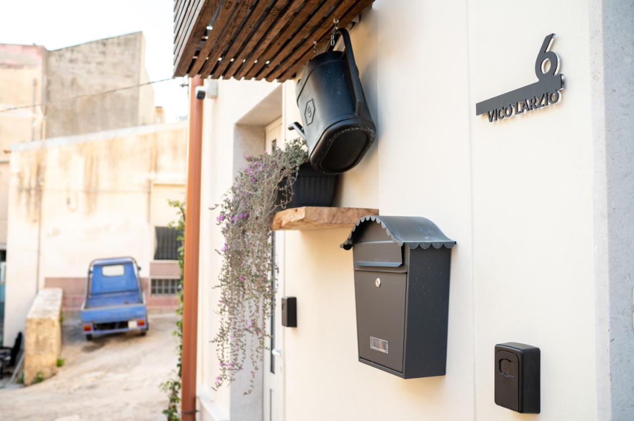 Vico Larzio 6 "Terrazza sul Vico" - B&B