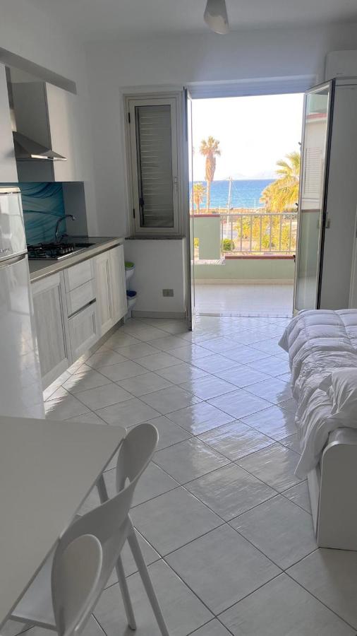 Le Vele - B&B Brolo