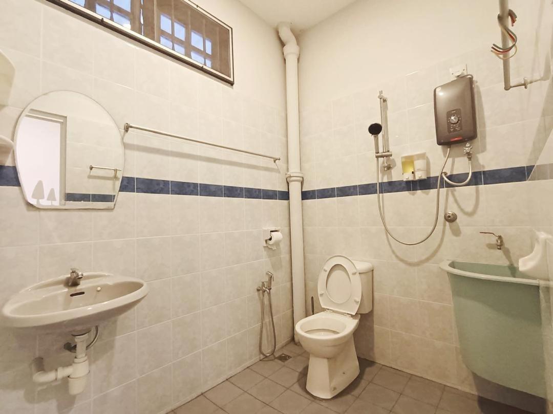 Triple Room with Private Bathroom