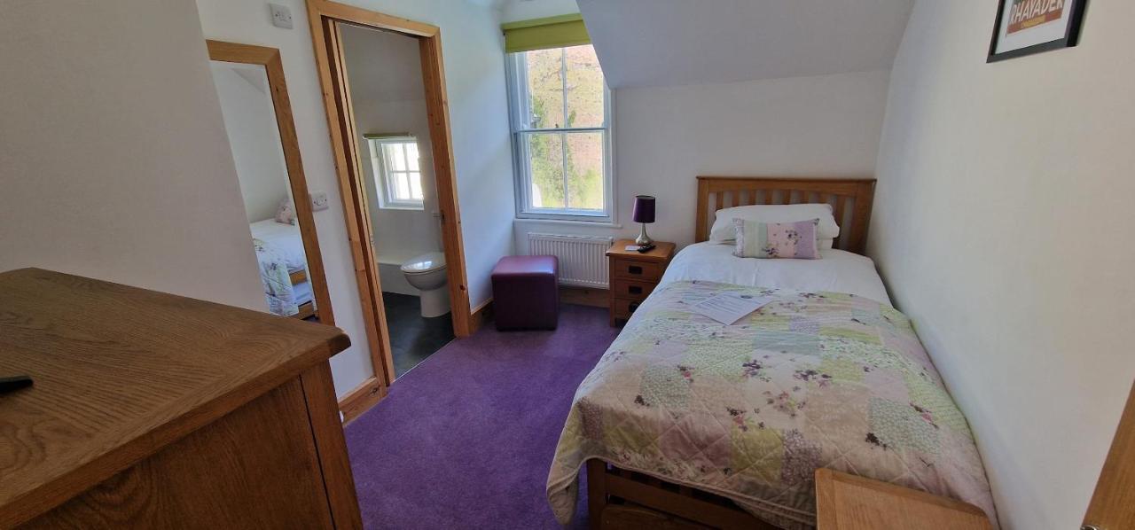 Standard Single Room with Shower