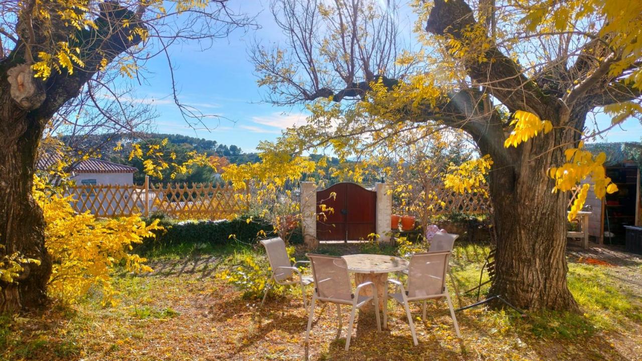 Chambre Sérénité au Col de l'Ange Draguignan - B&B Draguignan