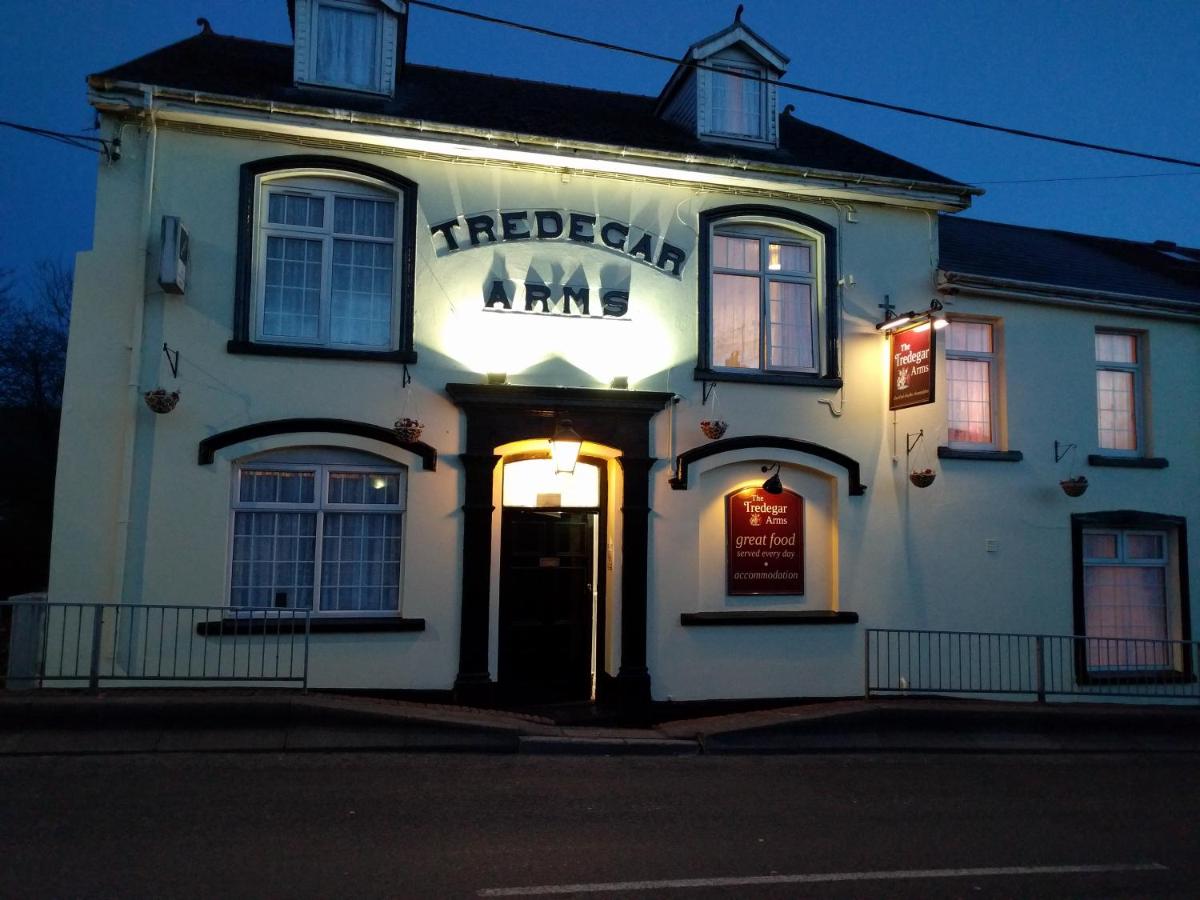 Tredegar Arms Budget Guesthouse For Walkers/Cyclists/Contractors/Traveler - B&B
