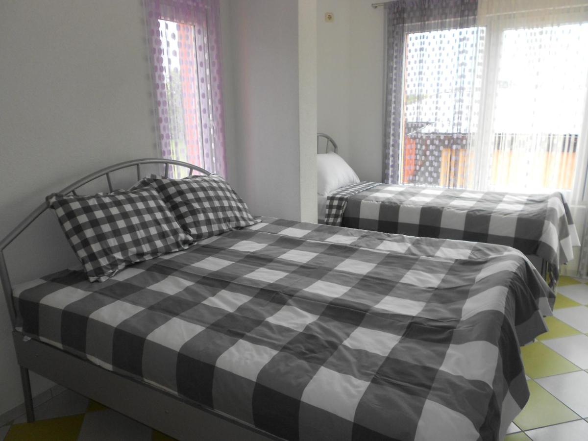 Familienapartment mit 2 Schlafzimmern und einem Balkon