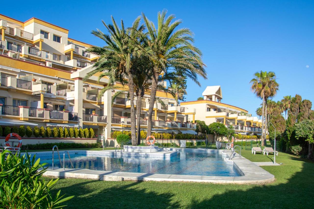 The Marbella Beachfront Gem - B&B Marbella