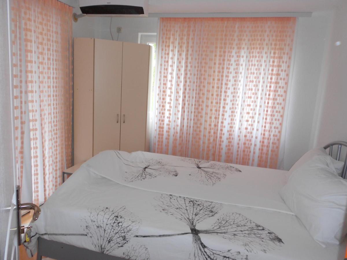 Basic Studio mit Balkon (3 Erwachsene)