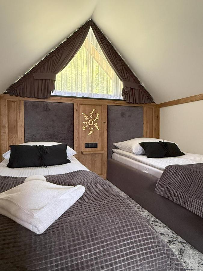 Two-Bedroom Deluxe Apartment