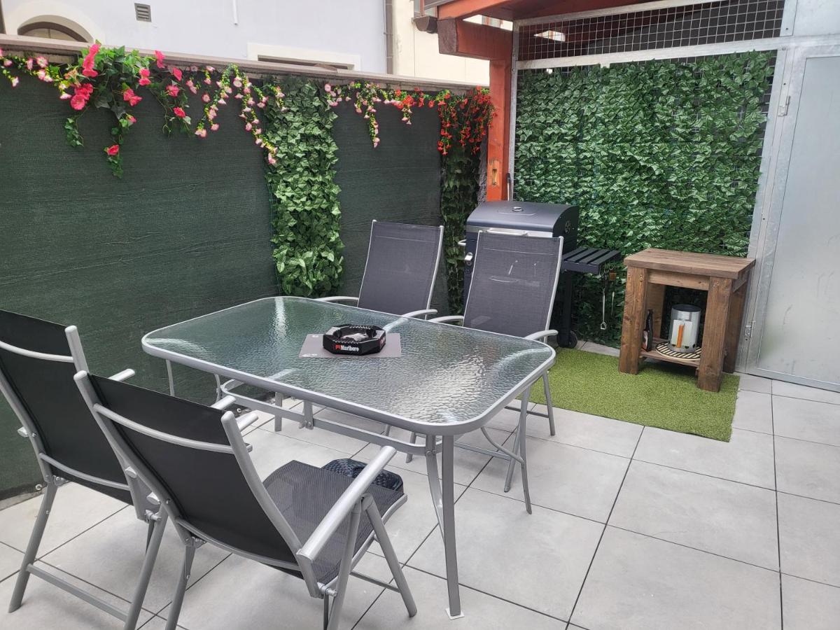 Soukromý apartmán Deluxe - B&B