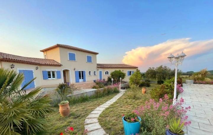 Villa des Antonins - Bed and Breakfast Saint-Gilles