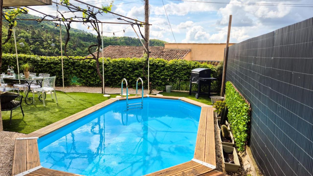Maison au calme avec piscine, terrasse, BBQ - B&B Bendejun