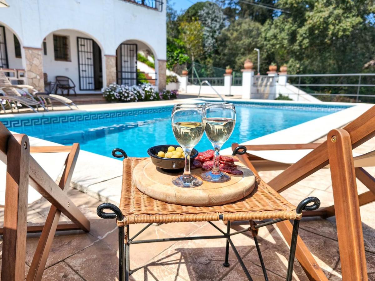 Villa Marie, 8 pers, green zone, private - B&B Girona