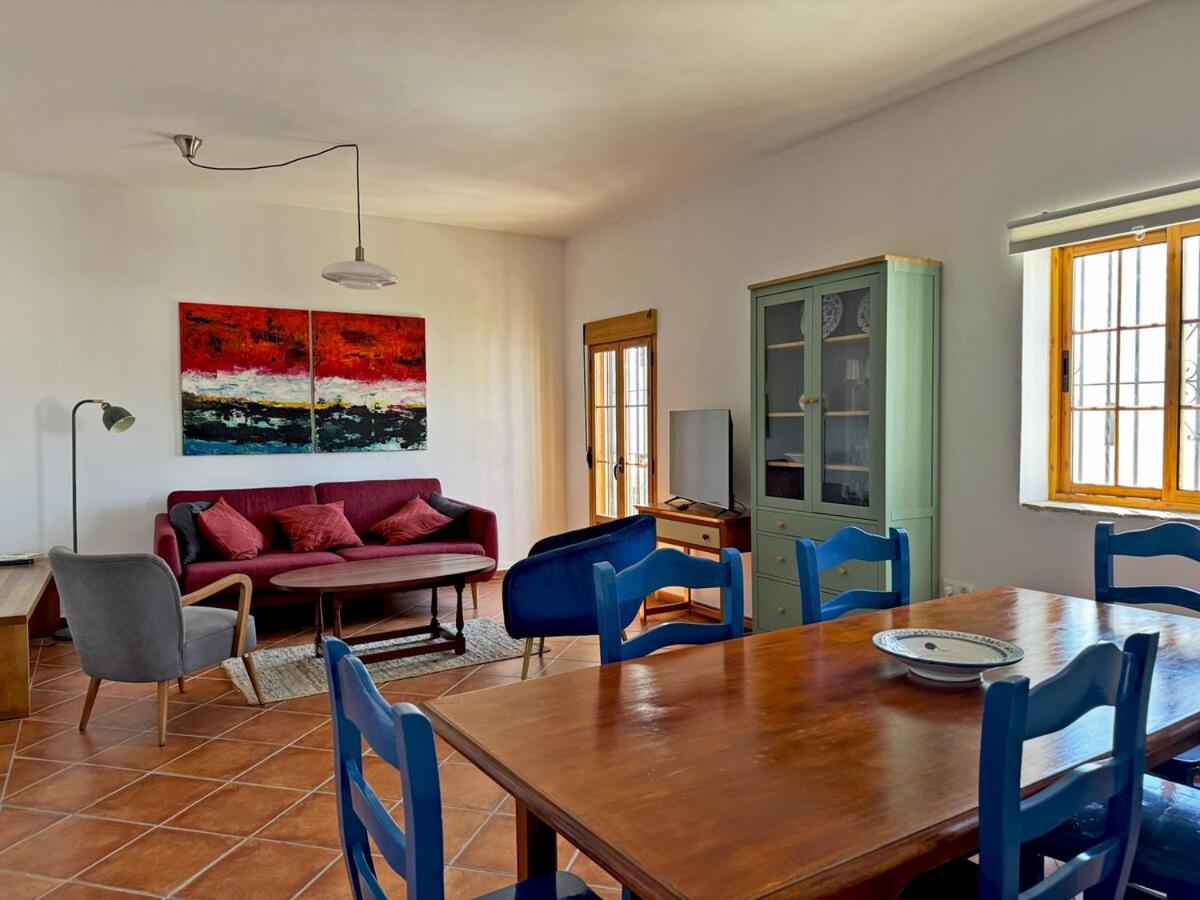 Casa Alba de Abades - Ole Solutions - Bed and Breakfast Jerez de la Frontera