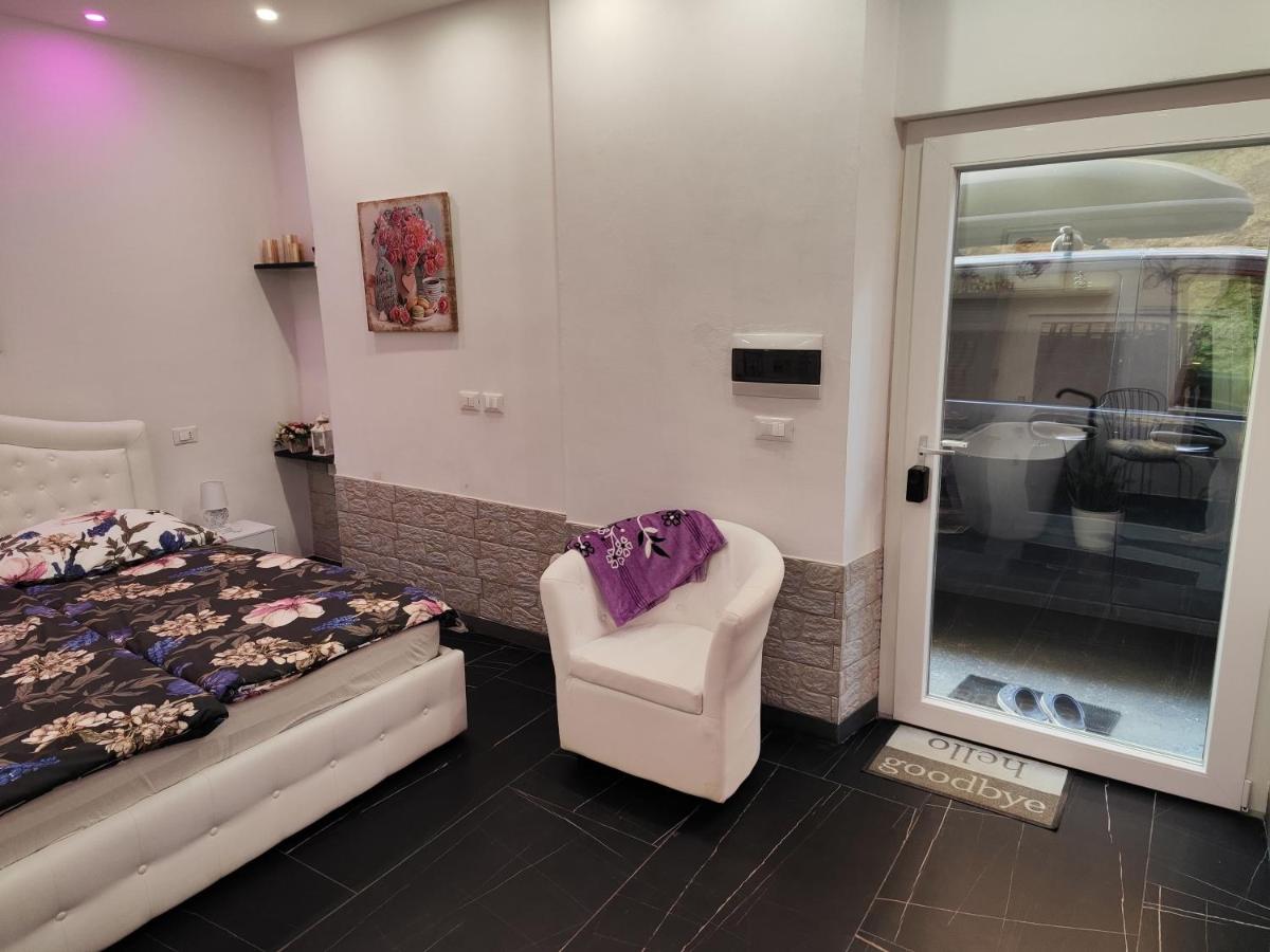Galleria della Felicità - B&B
