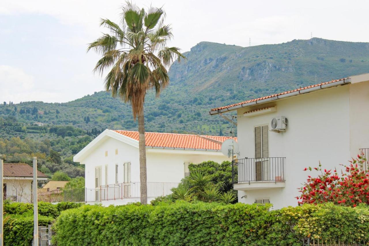 Villa Agata - Sea Life - B&B Acquedolci