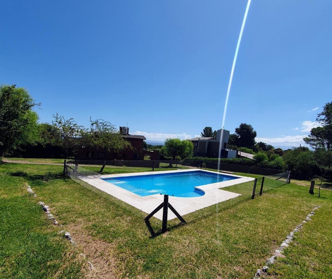Cabañas Pioneras - B&B Villa Rumipal