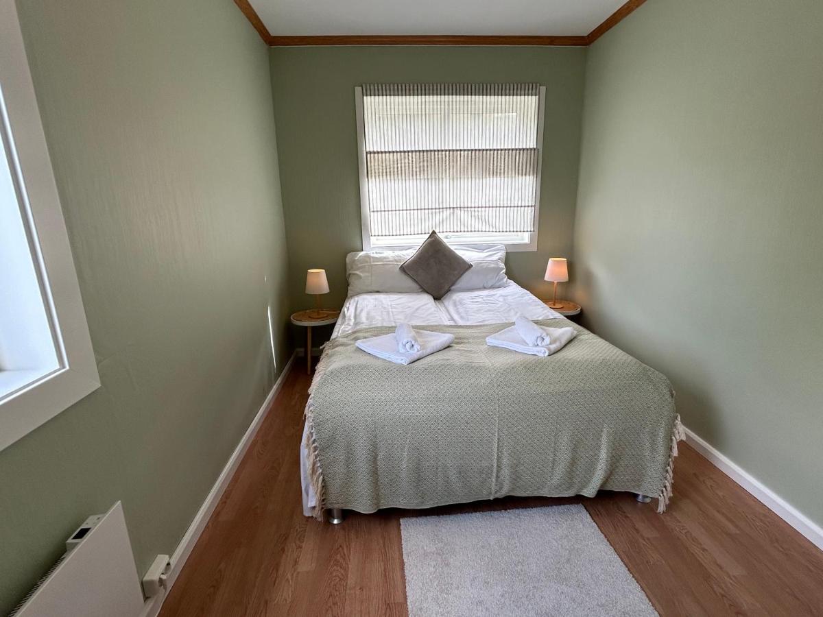 Family two rooms pet friendly with partial sea view