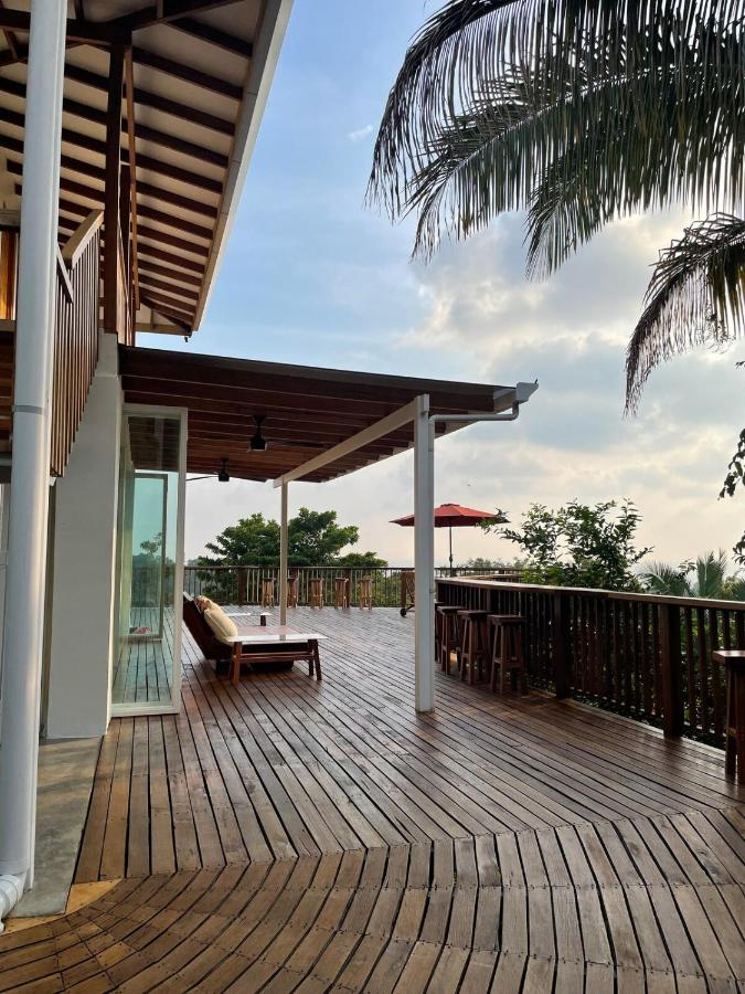 Hija Del Manantial - Ocean-View Villa - B&B