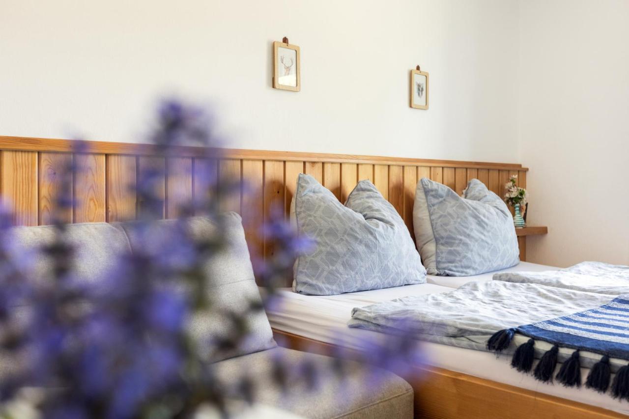 Doppelzimmer mit Zustellbett