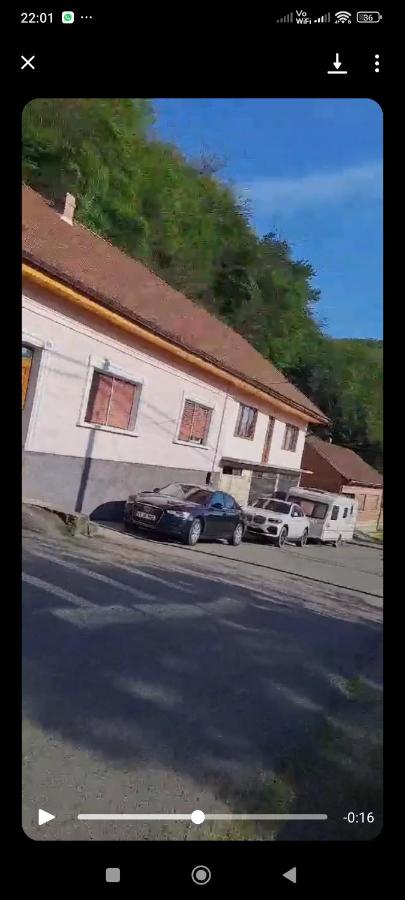 La Dorel - B&B Şopotu Nou