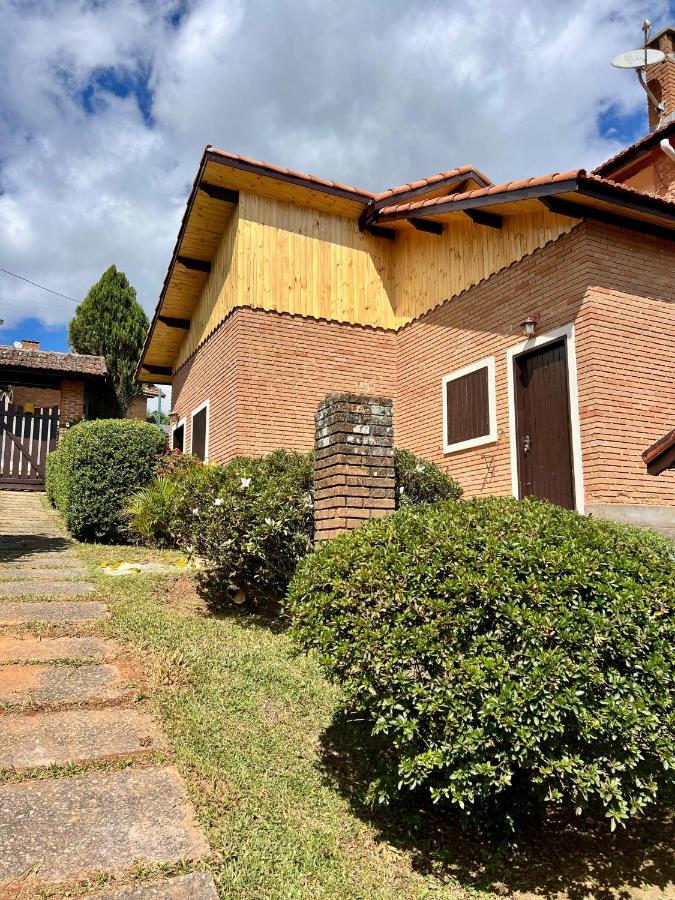 Gr Chalés - Bed and Breakfast