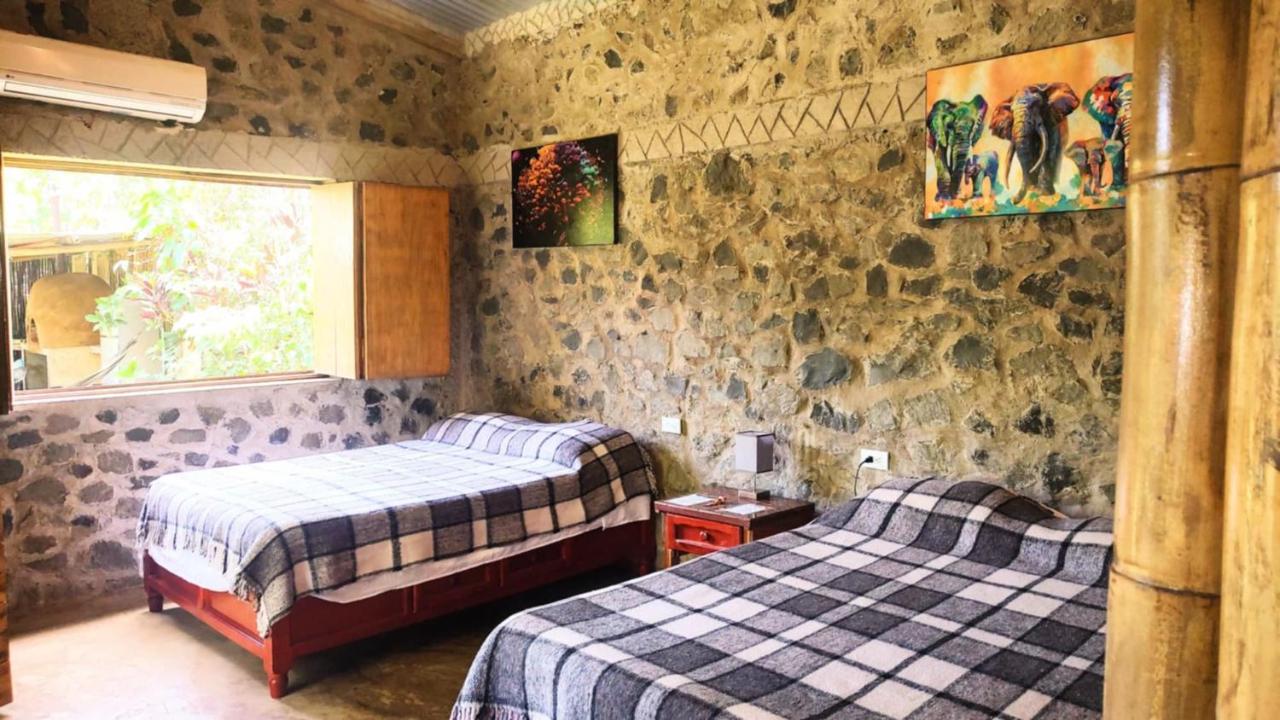 Camera Familiare con Bagno Privato