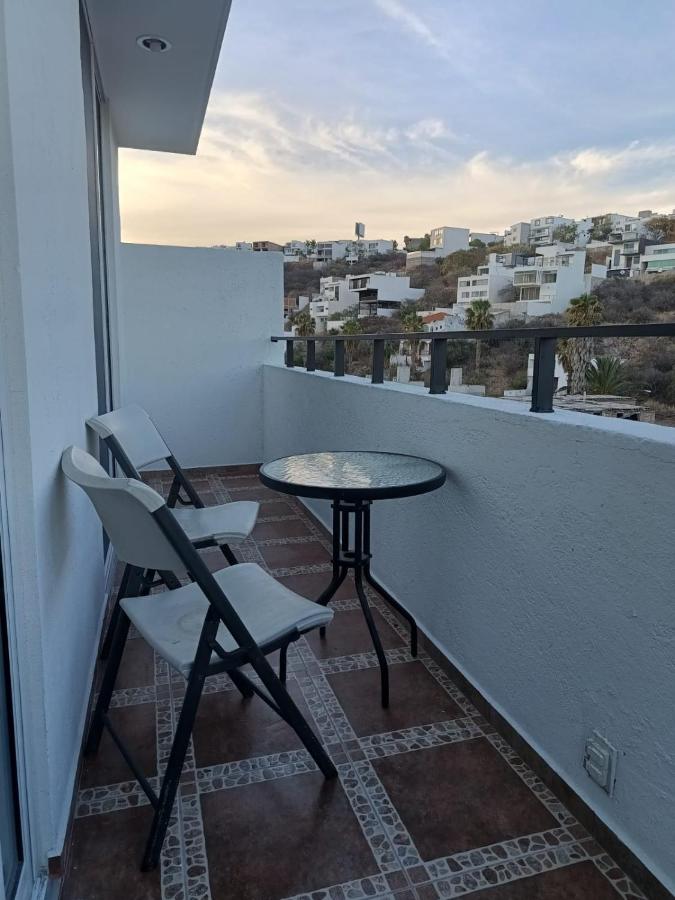 Apartment with private entrance and access to roof-garden - Ferienwohnung Juriquilla