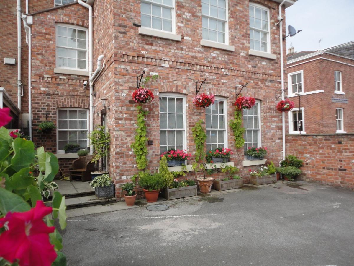 B&B Chester - Ba Ba Guest House - Bed and Breakfast Chester