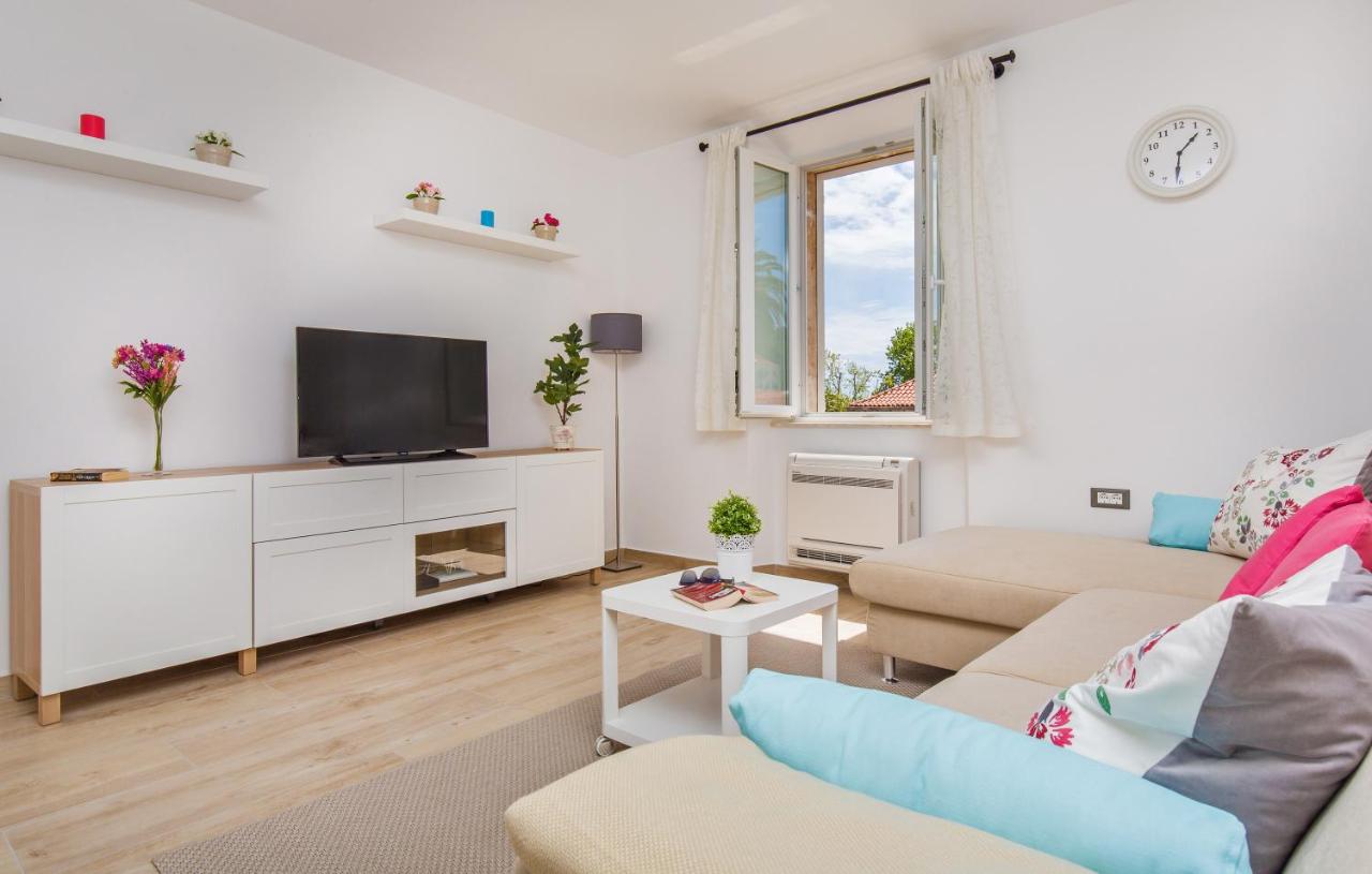 Porta Apartment and Rooms by Irundo - B&B Ragusa
