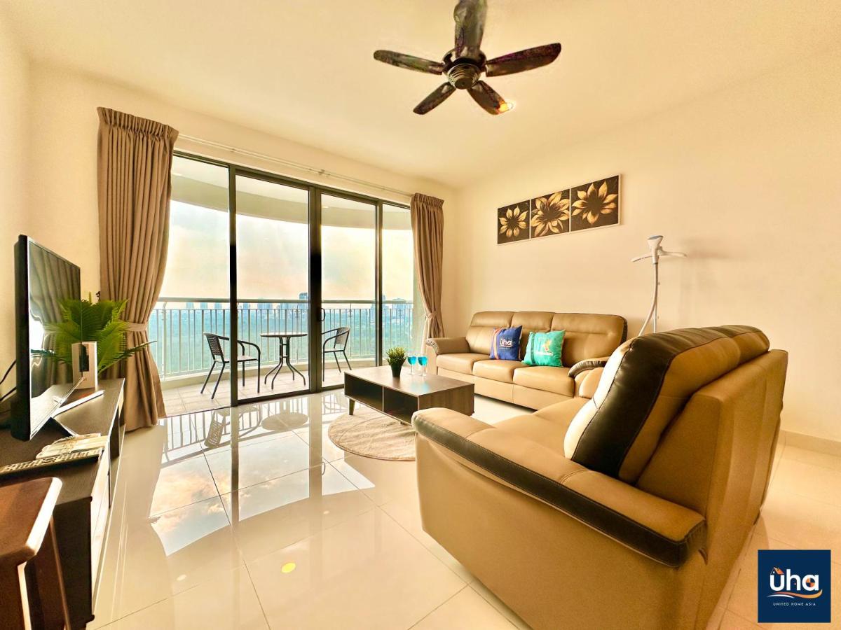 Three-Bedroom Apartment Suite
