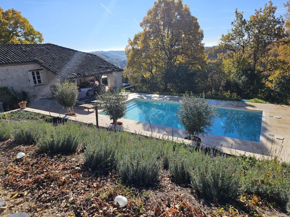 Auberge de Matau - Bed and Breakfast Touffailles