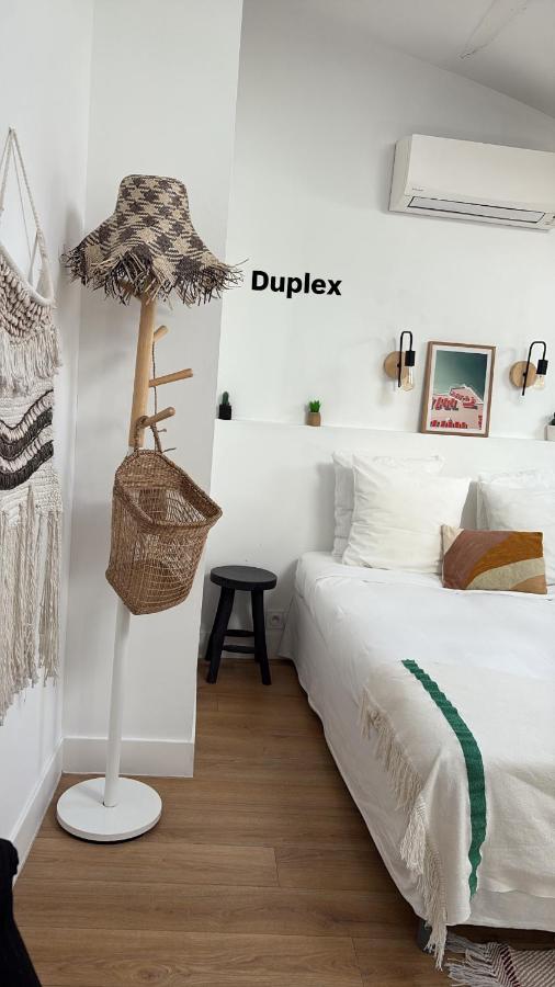 Sainte Apartments - Bed and Breakfast Marseille