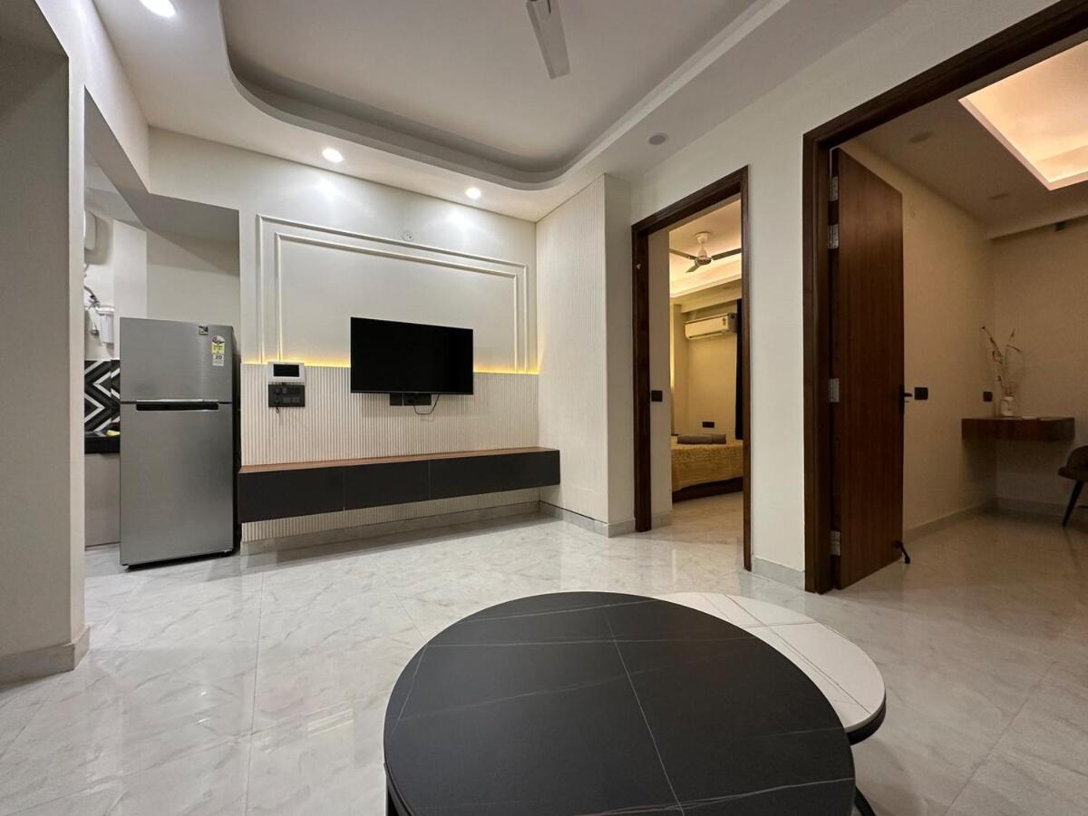 Urban Keys 2BHK Comfy Beds Wifi - Chambres d’hôtes