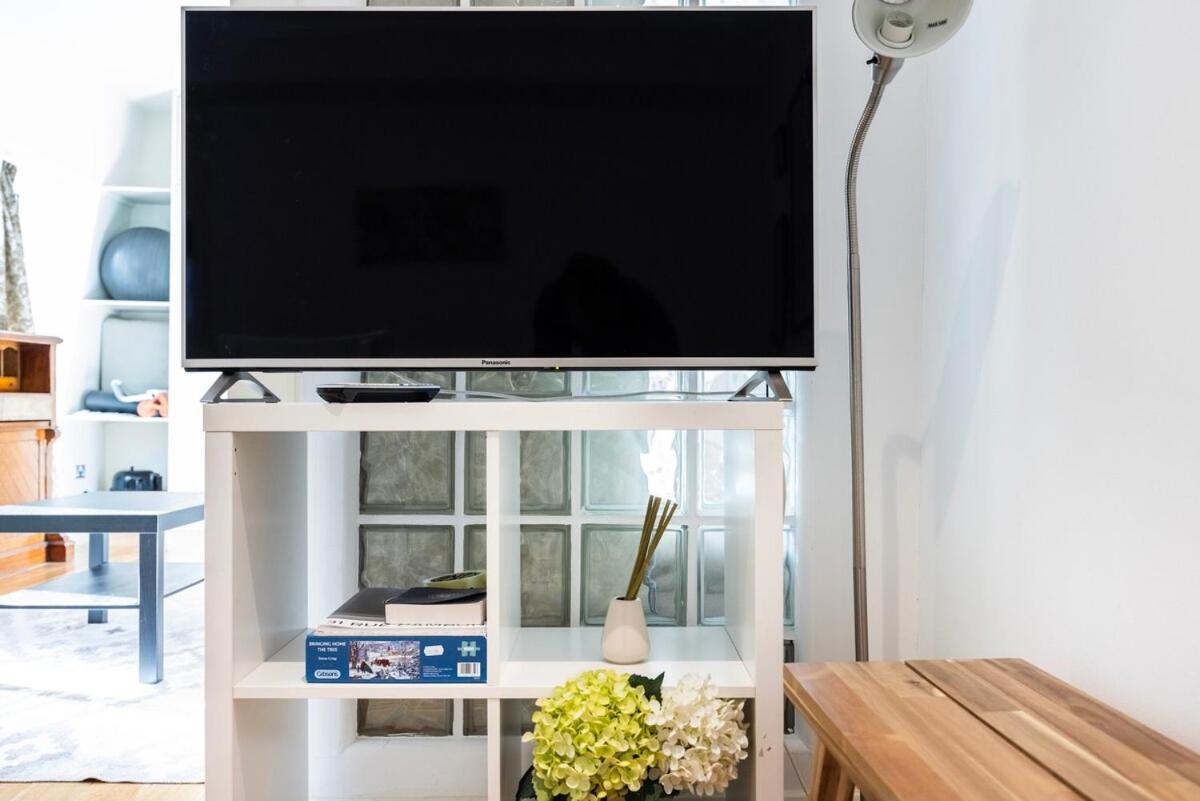 Near Kings Cross,2BD Private Balcony, Easy Grocery - B&B