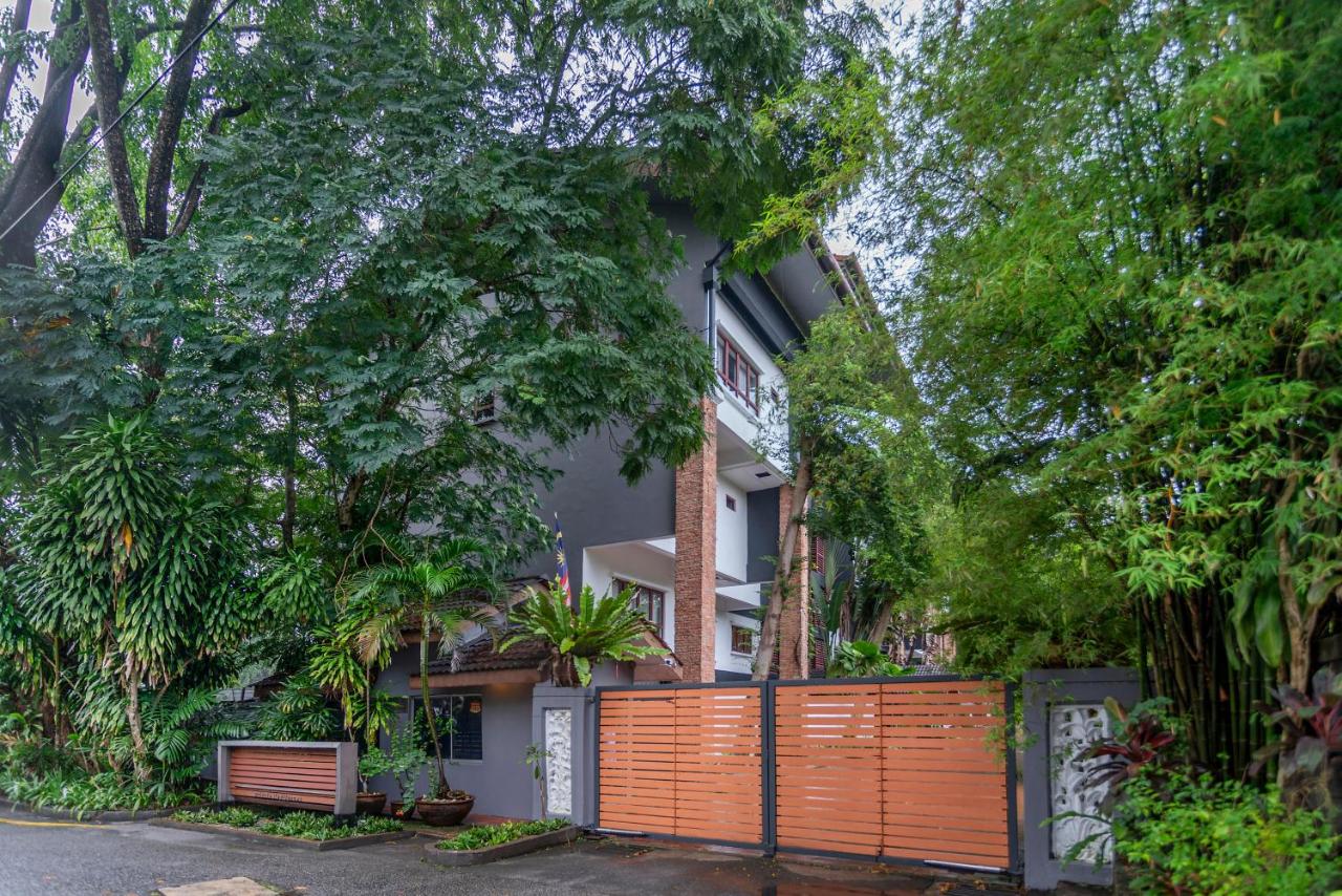 Embassy Villa by Cobnb at Ampang Hilir - Chambres d’hôtes