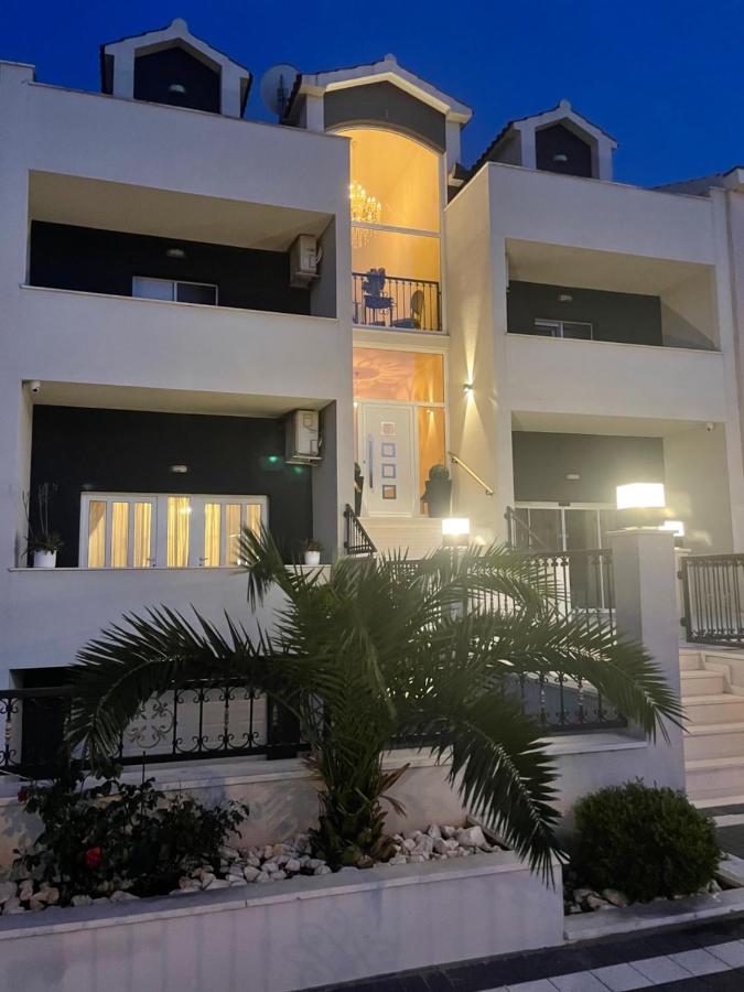 Villa Loren - B&B Kutleše