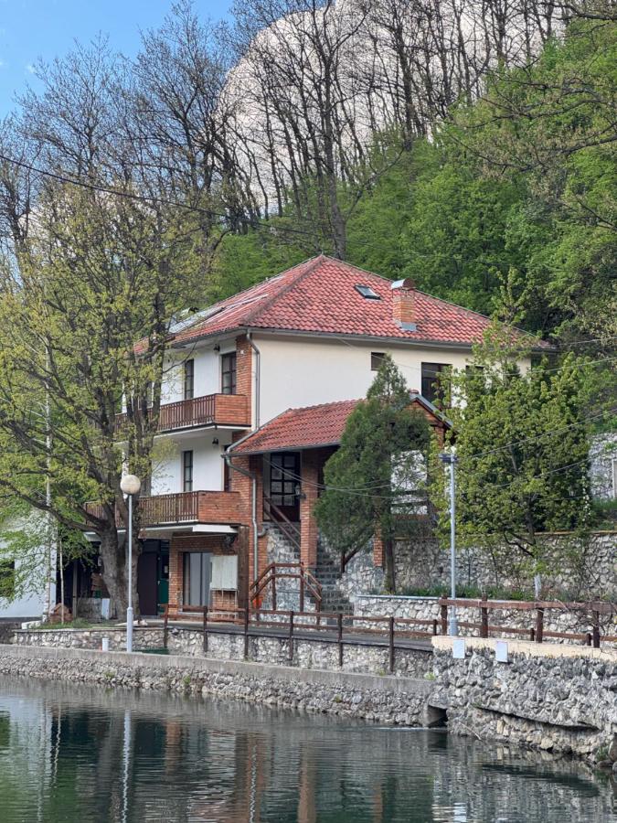 Lisine Ribnjak - B&B