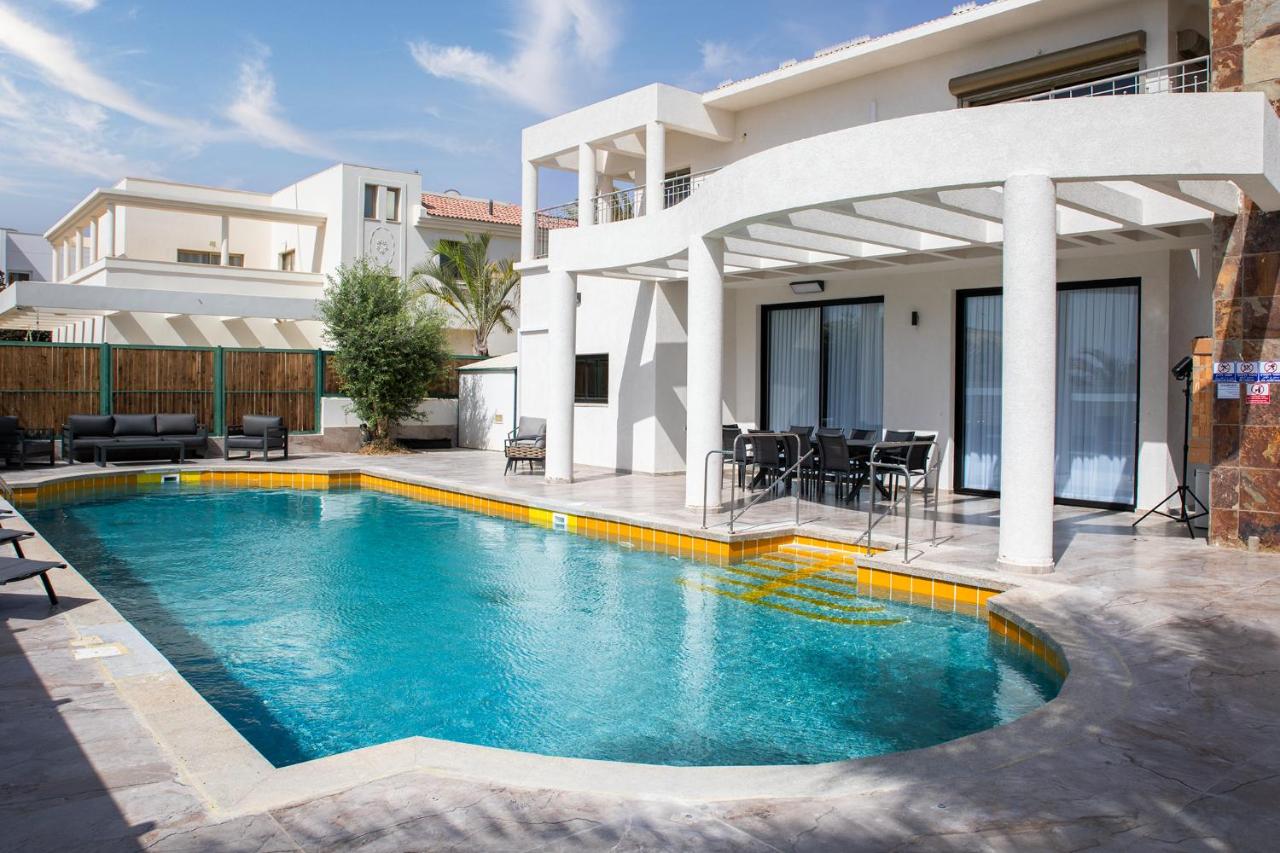 וילה Terra טרה וילת בוטיק ייחודית, עד 22 אורחים - B&B Eilat