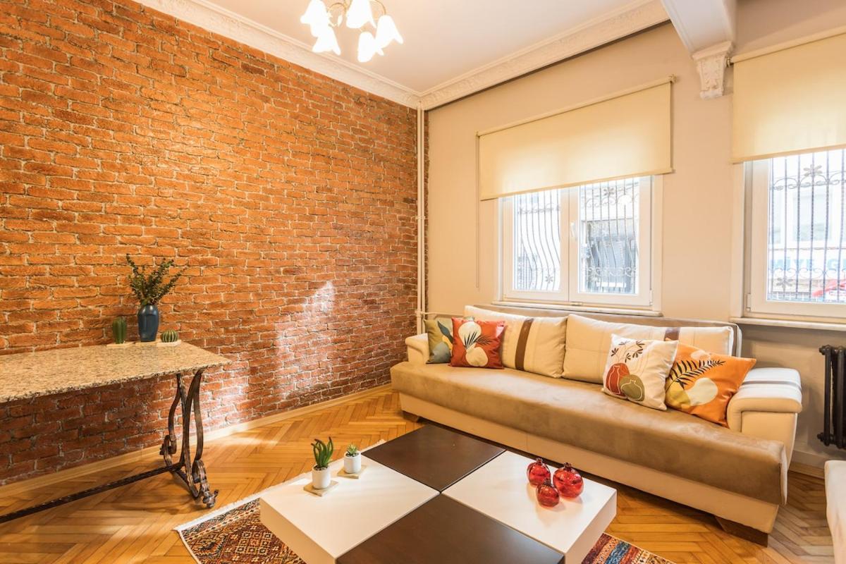 Stylish 1BR Near Taksim & Bosphorus Great Design - Ferienwohnung Istanbul