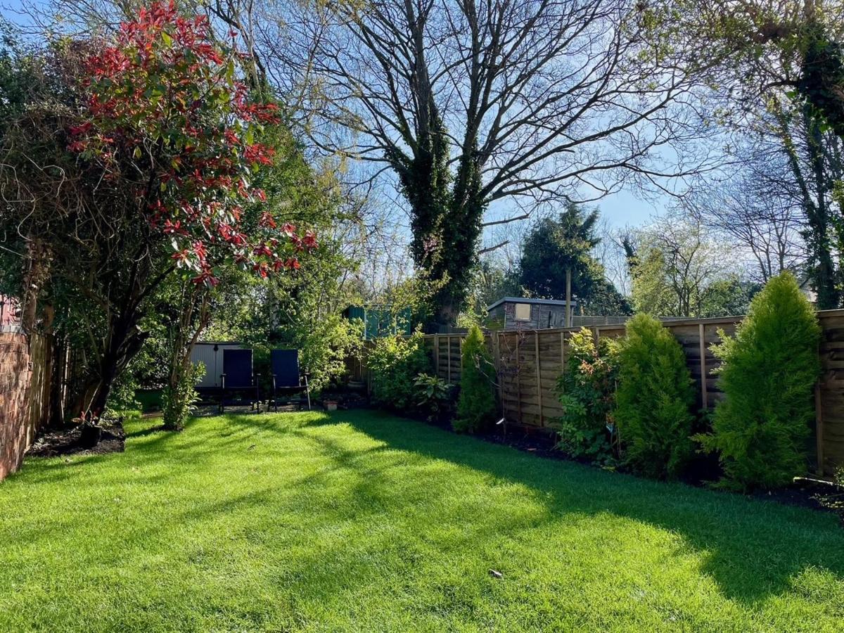 Gorgeous 4 bedroom Townhouse - B&B